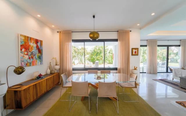 Villa Jar l Gance et Authenticit
