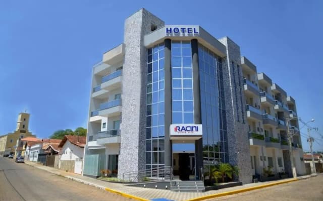 Racini Suites Hotel