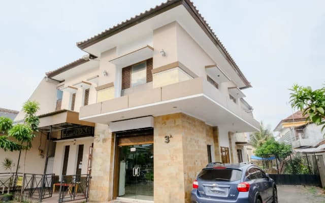 OYO 1509 Candi Panggung Family Guest House Syariah