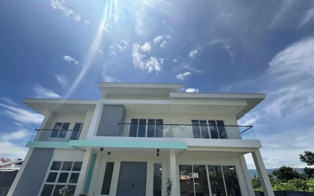 Oia Suites