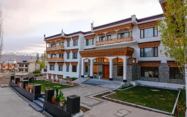 Hotel Barath Ladakh
