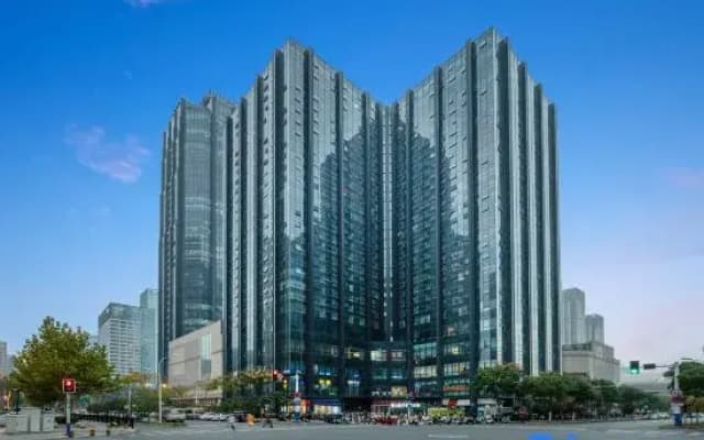 Jingji Bear E-Sports Hotel (Hefei Binhu Sunac Land)