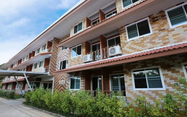 Baan Bangrak Residence (SHA Extra Plus)