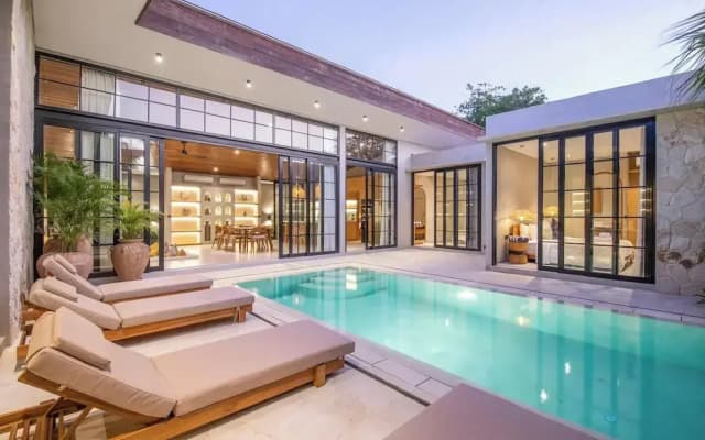 Bohemian Lush 5BR Retreat, 5 Mins to Bingin Beach