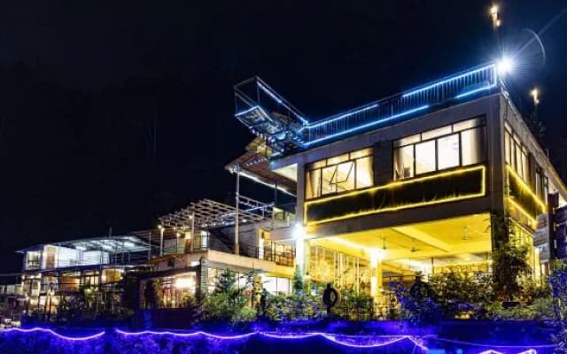Qingyuan Tea Valley Wenquan Inn