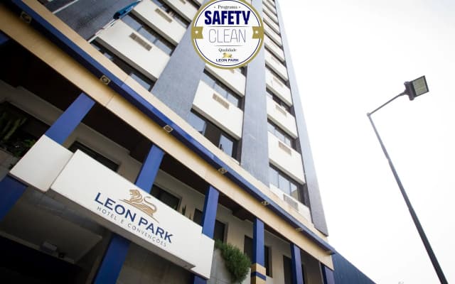 Leon Park Hotel e Convenções