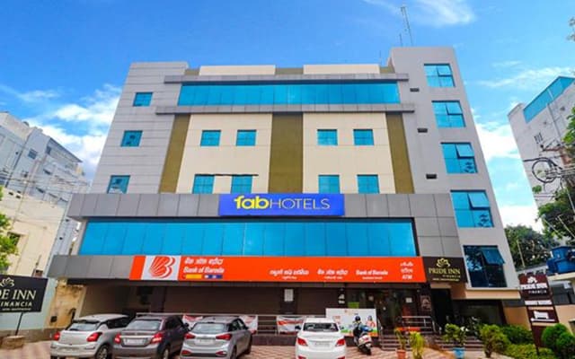Fabhotel Pride Inn Financia