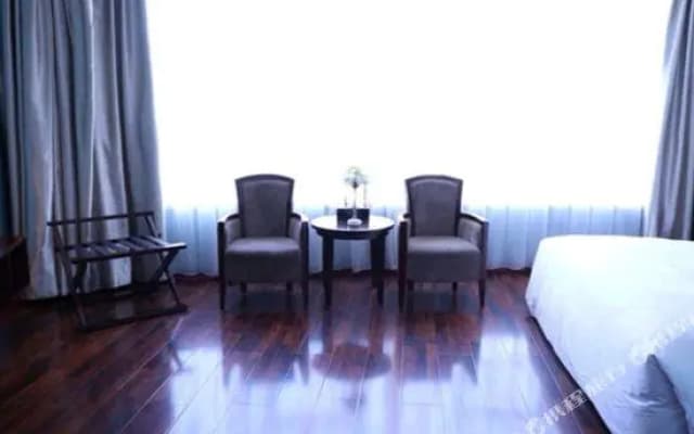 Lvdu Huayuan Hotel