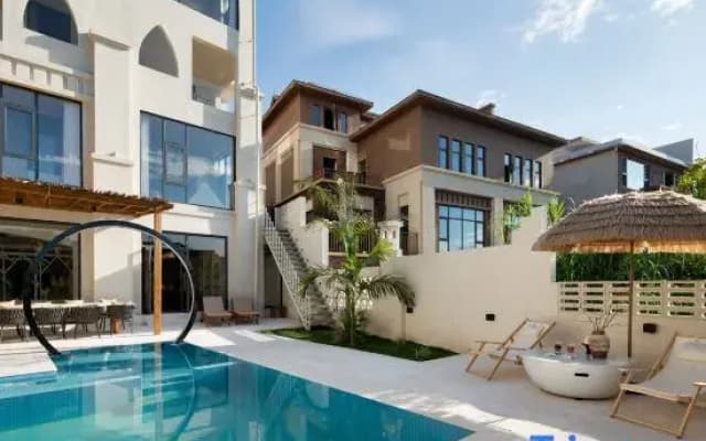 Fanze Wild Luxury Hotel