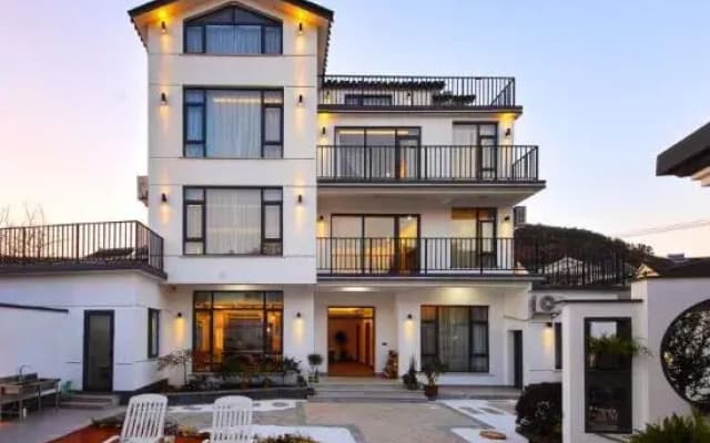 Suzhou Banmu Xianyun Homestay (Xishan Scenic Area)