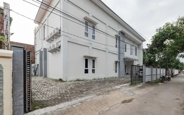 Urbanview Hotel Sabar Residence Csb Mall
