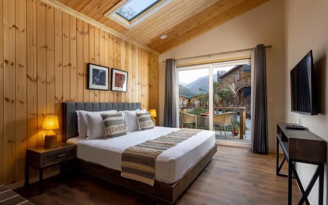 juSTa Luxe Rasa Retreat & Spa, Rishikesh