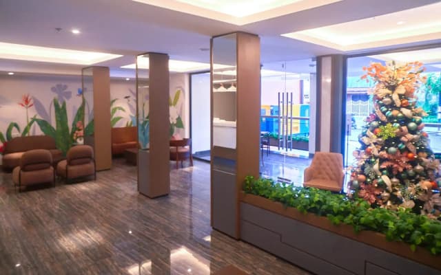 Lun Hotel Manado
