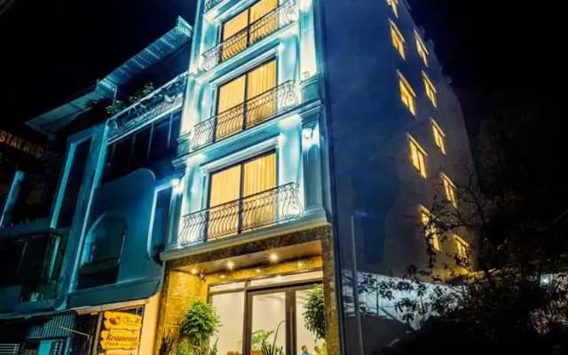 Charm Hill Sapa Hotel