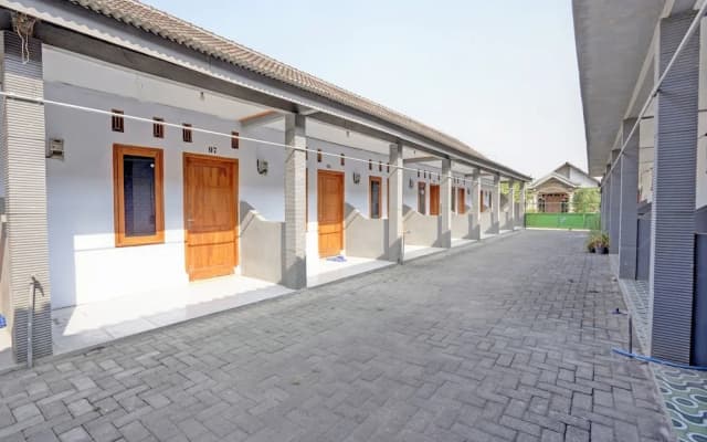 Hotel O Surya Indah Homestay Syariah