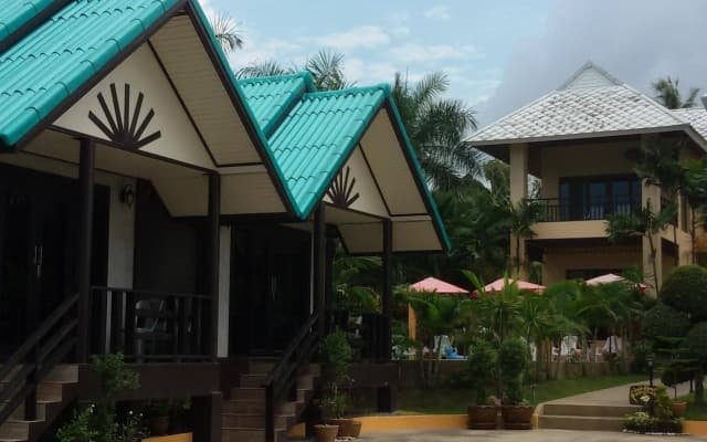 Ao Thai Bangsare Resort 2