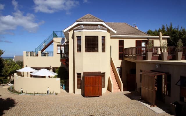 Lavender Manor Guest Lodge