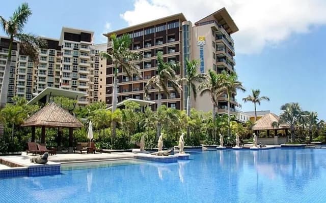 Отель Sanya Marina Spa