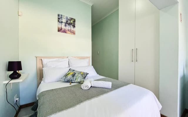 H G Deluxe Room