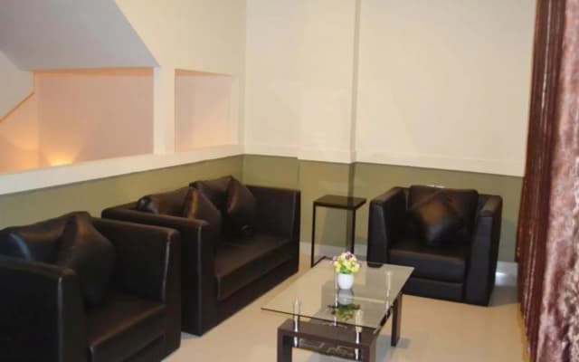 Guardian Family Hotel