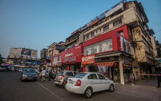Vashi INN