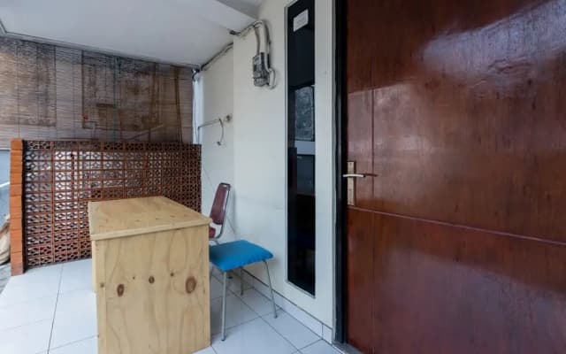 Cemara Gading by Oyo Rooms