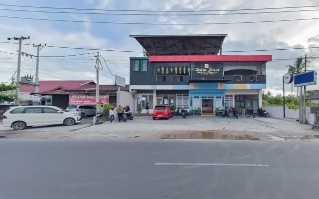 Sans Hotel Zam-Zam Syariah Palangkaraya