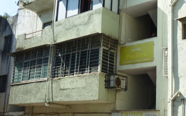 Hotel Pavitra