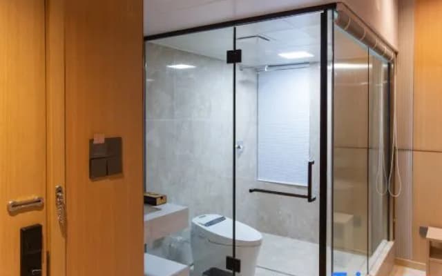 Yulian Tree Smart Hotel (Xinyang Railway Station Branch)