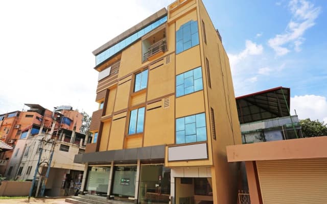 OYO 9583 Hotel Qinn