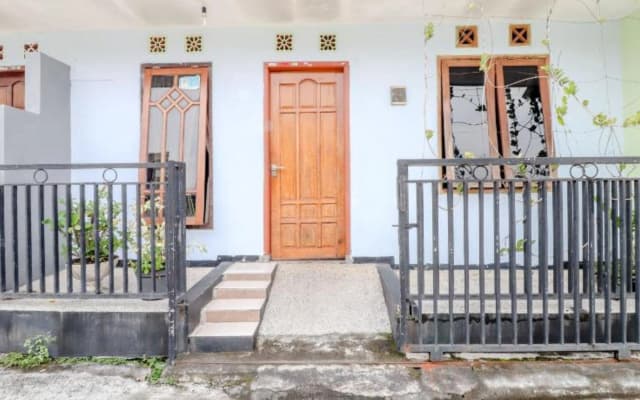 Puspa Sari Villa and Homestay
