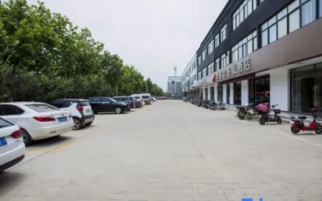 Shankee Hotel (Ju County Xinzong Road No. 5 Middle School)