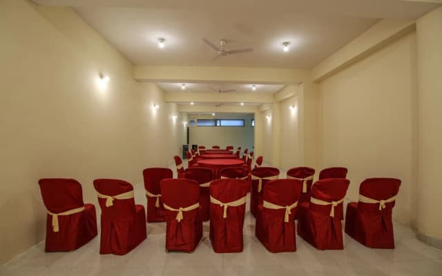 White Pearl - Jabalpur