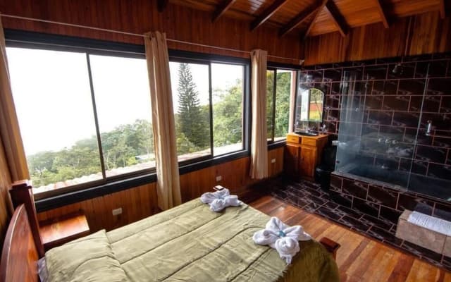 Hotel Flor de Bromelia