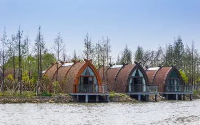 Guli Hongdou Mountain Villa • Romantic Boat Wo Homestay