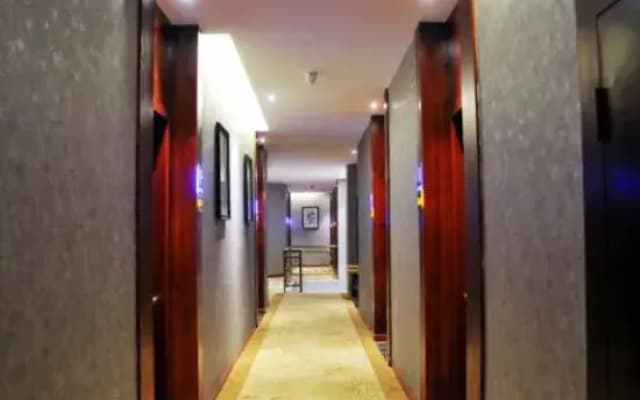 Quxian Shengjie Hotel