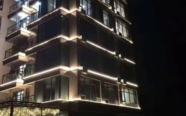 Pinhai Holiday Hotel