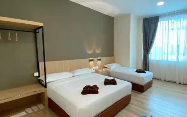 Kaia Suite Hotel