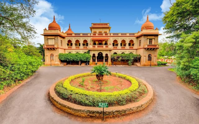 WelcomHeritage Shivavilas Palace