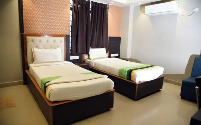 Svr Hotel & Banquet Patna
