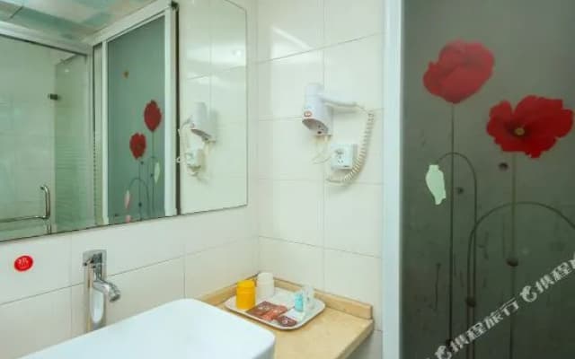 Home Inn Pebble Hotel (Changzhou University City)