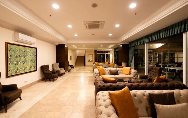 Viking Garden Hotel 