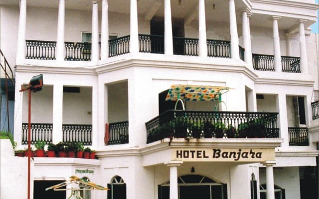 Hotel Banjara Mount Abu