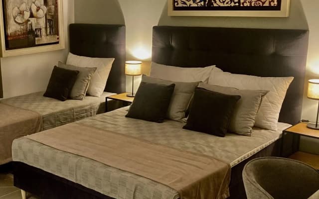4Rooms 4U