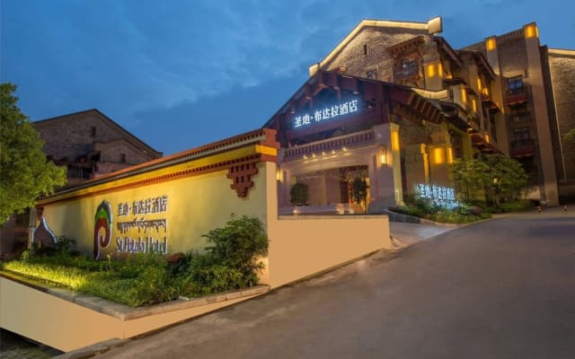 St.Potala Hotel