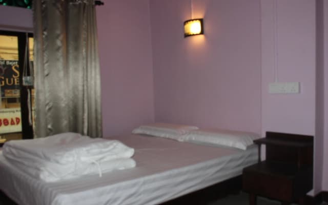 Birdnest Collective Cafe & Guesthouse
