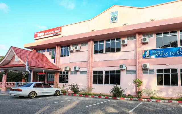 Hotel O Pelangi Marang