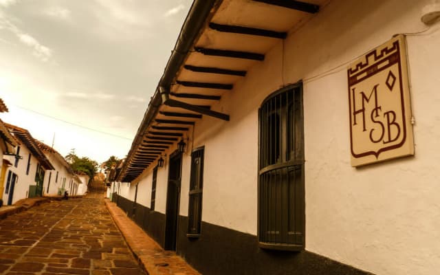 Hotel Mision Santa Barbara