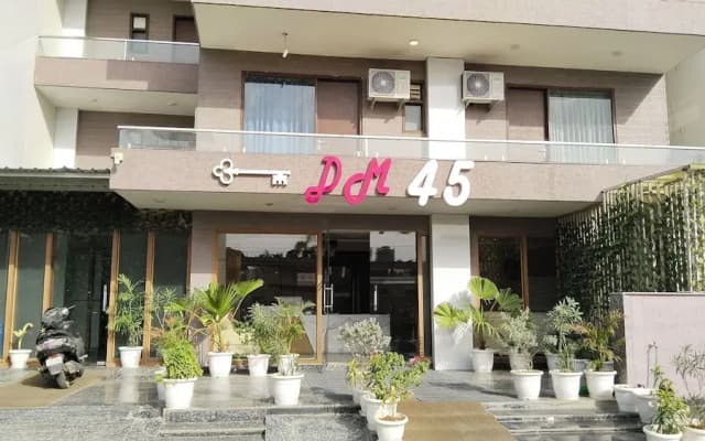 Dm 45