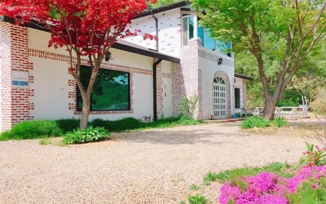 Yeoju Yeteo and Wedding Pension